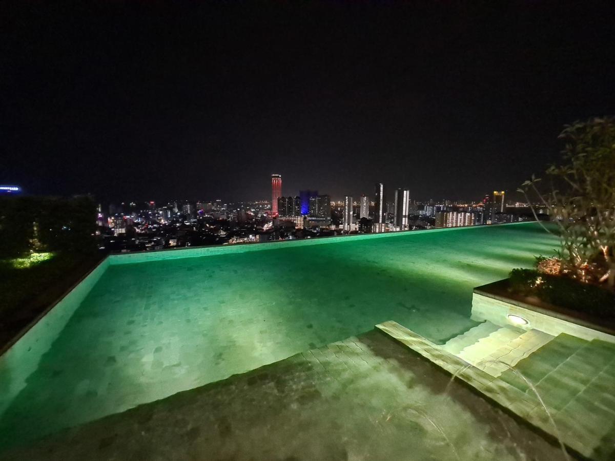 Beacon Executive Suite - Skypool Penang View George Town Exteriér fotografie